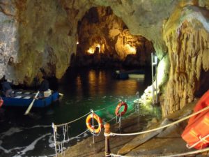 amalfi boat tours - the emerald grotto amalfi boat tours - the emerald grotto