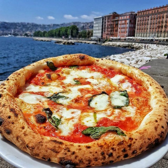 Amalfi Pizza Tour 2022 • Italian Exclusive Villas Tours &amp; Articles