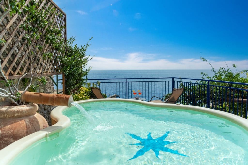 amalfi coast rent villas